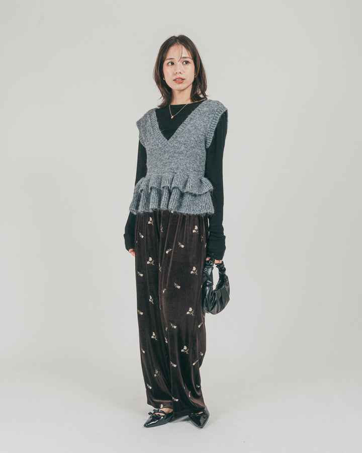 ［SET］2Way モヘアダブルFrillベスト + Flower刺繍 ベロアパンツ（2SET）