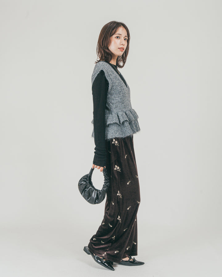 ［SET］2Way モヘアダブルFrillベスト + Flower刺繍 ベロアパンツ（2SET）