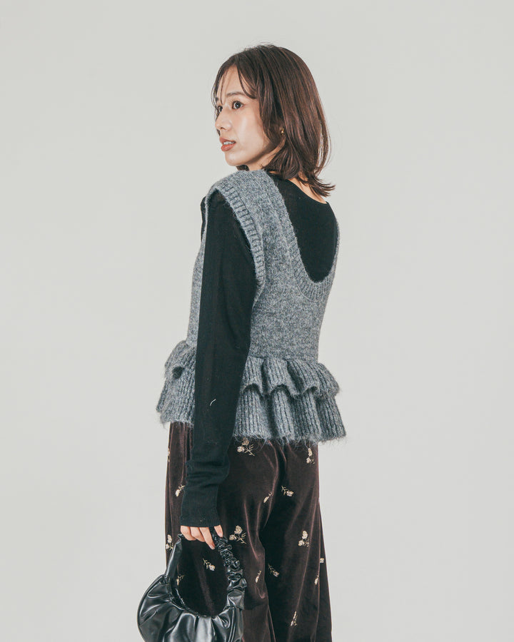 ［SET］2Way モヘアダブルFrillベスト + Flower刺繍 ベロアパンツ（2SET）