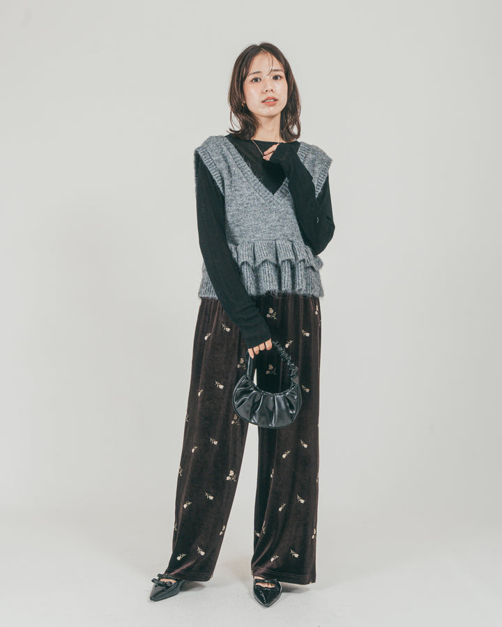 ［SET］2Way モヘアダブルFrillベスト + Flower刺繍 ベロアパンツ（2SET）
