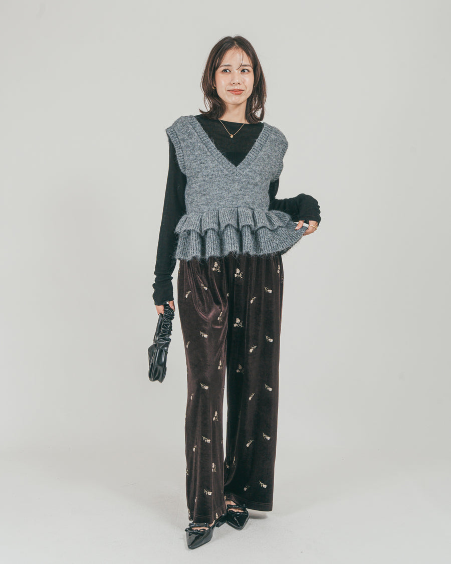 ［SET］2Way モヘアダブルFrillベスト + Flower刺繍 ベロアパンツ（2SET）