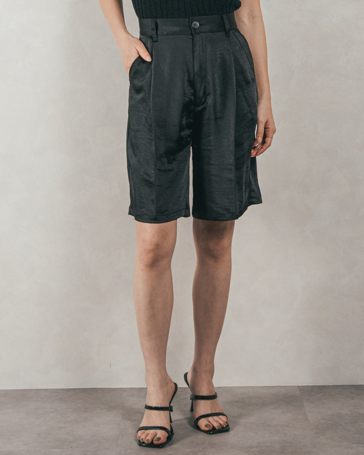 ［SET］Blockレース　フーディーブラウス + Vintageサテンハーフパンツ（2SET）