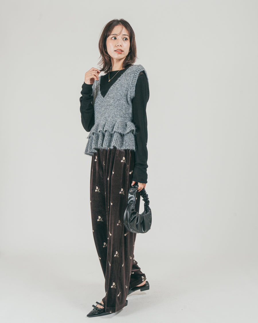 ［SET］2Way モヘアダブルFrillベスト + Flower刺繍 ベロアパンツ（2SET）