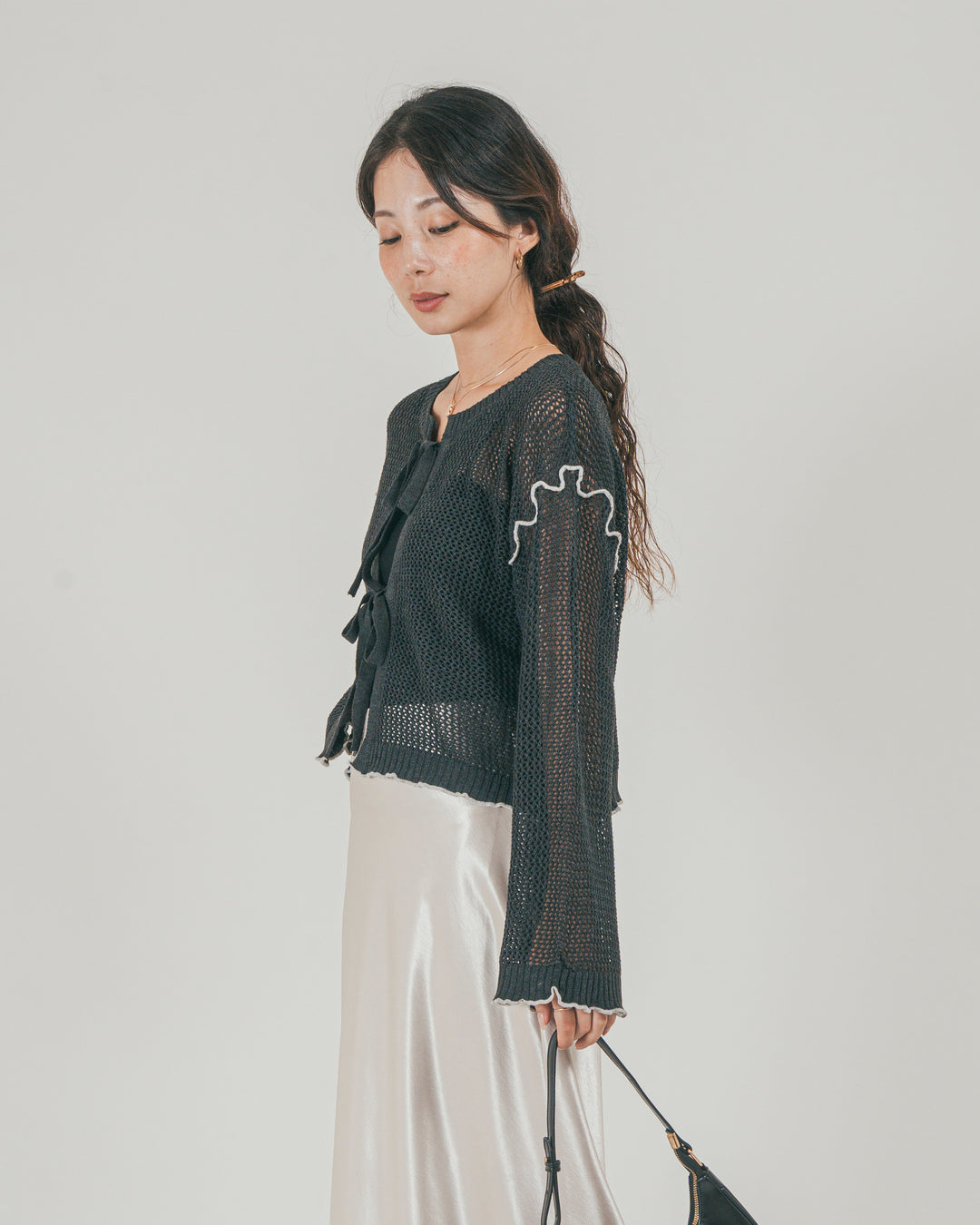 ［SET］フロントリボン メッシュニットカーデ + サテンNarrowスカート（2SET）