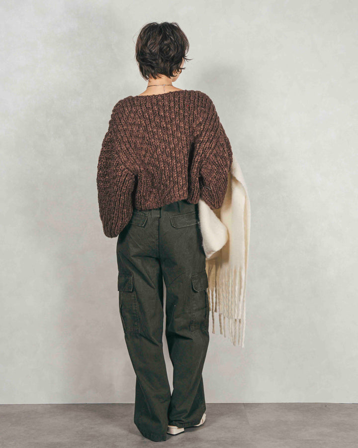 ［SET］ボリュームチャンキースラブ クロップドニット+ピグメントツイルカーゴパンツ（2SET）