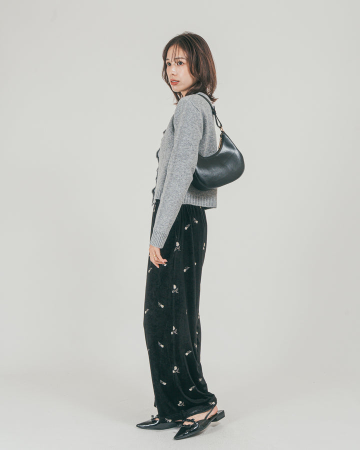 ［SET］フロントフリルメランジニットカーデ + Flower刺繍 ベロアパンツ（2SET）
