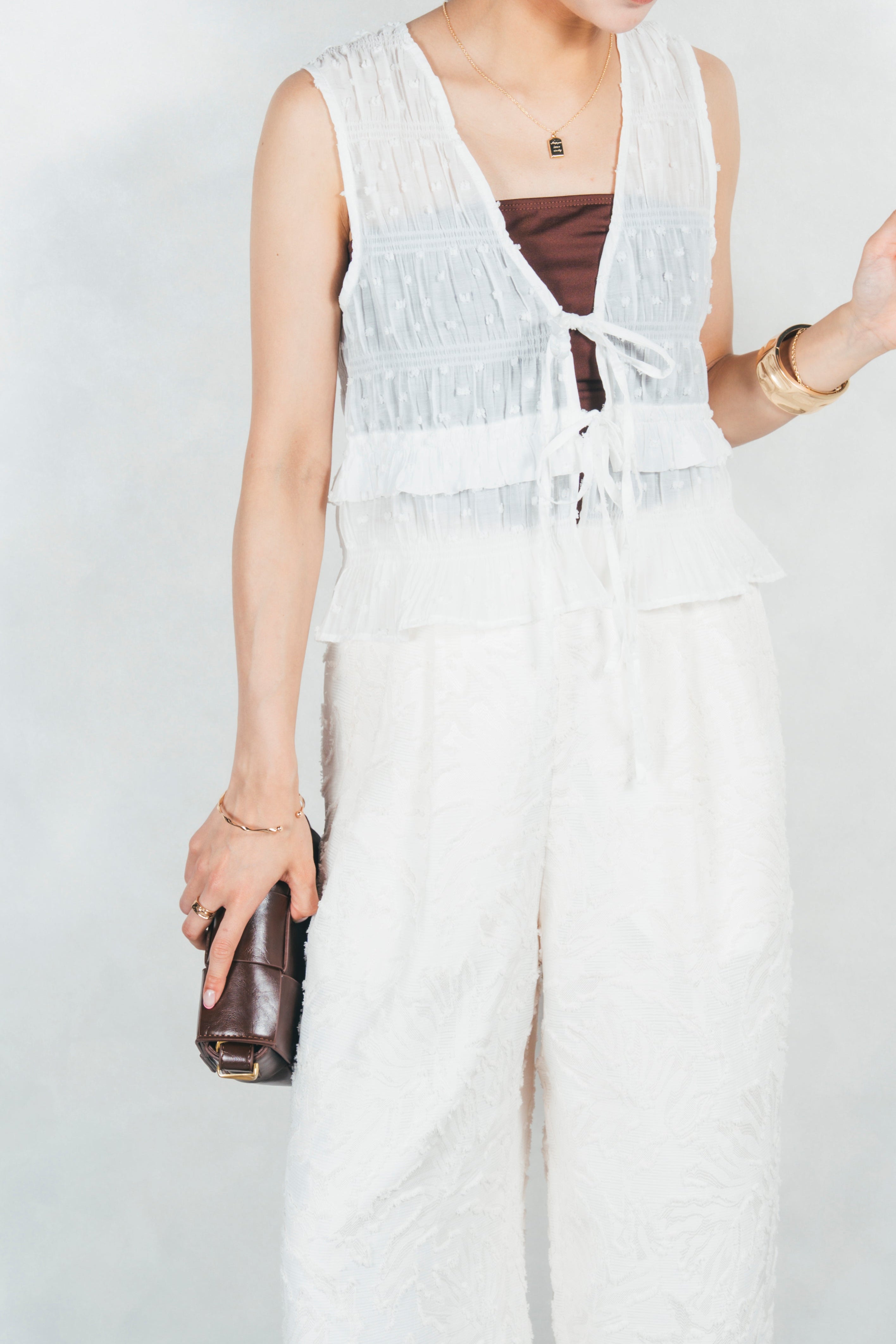 フロントリボンシャーリングトップス (OFF WHITE) – KaLae
