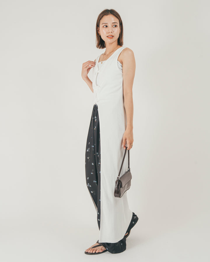 ［SET］フロントデザインジレワンピ + Flower刺繍リラックスパンツ（2SET）