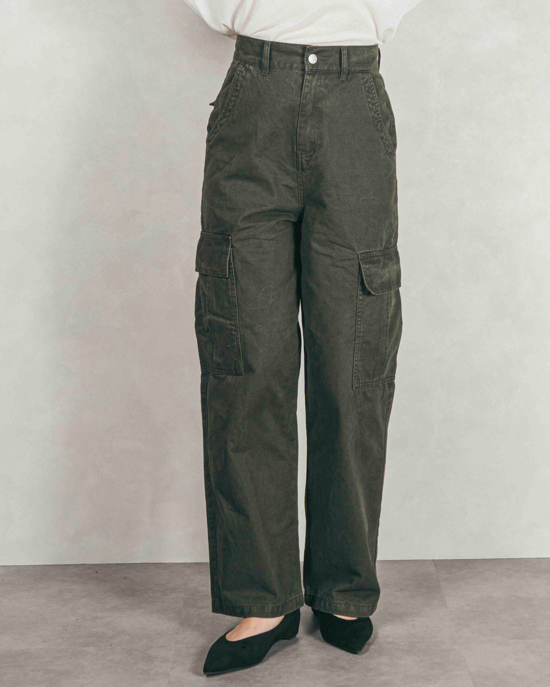 ［SET］ボリュームチャンキースラブ クロップドニット+ピグメントツイルカーゴパンツ（2SET）