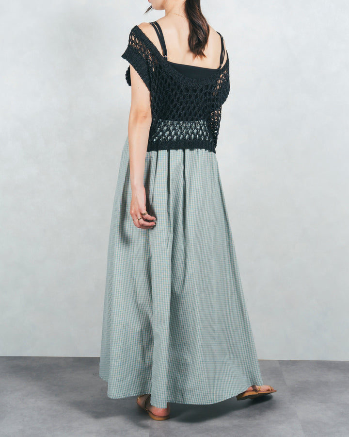 ［SET］2-Way Uネックメッシュニットベスト+［カップ付き］ヘルシーフィットリブキャミ+チェックギャザーマキシスカート（3SET）