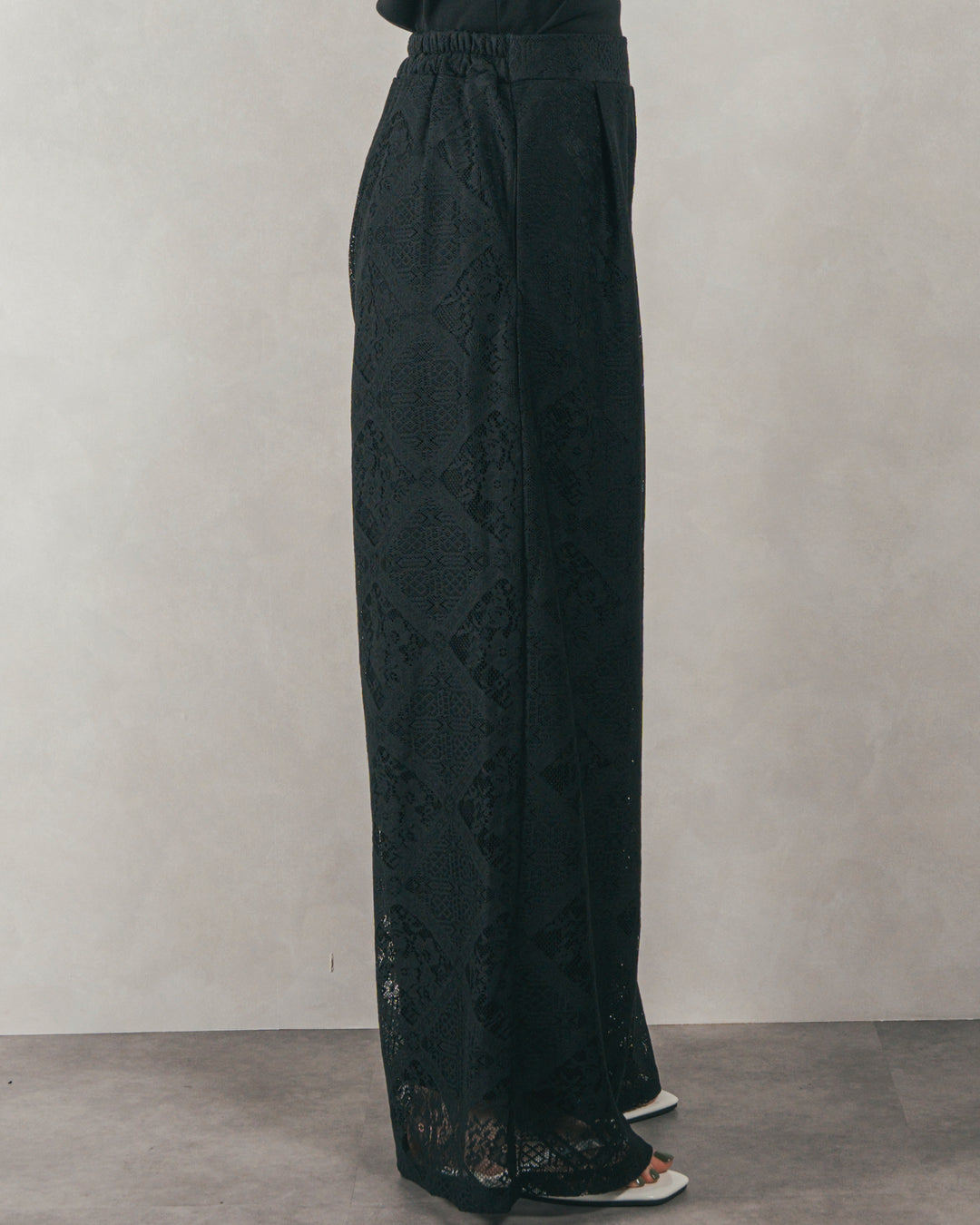 Blockレース　ストレートパンツ