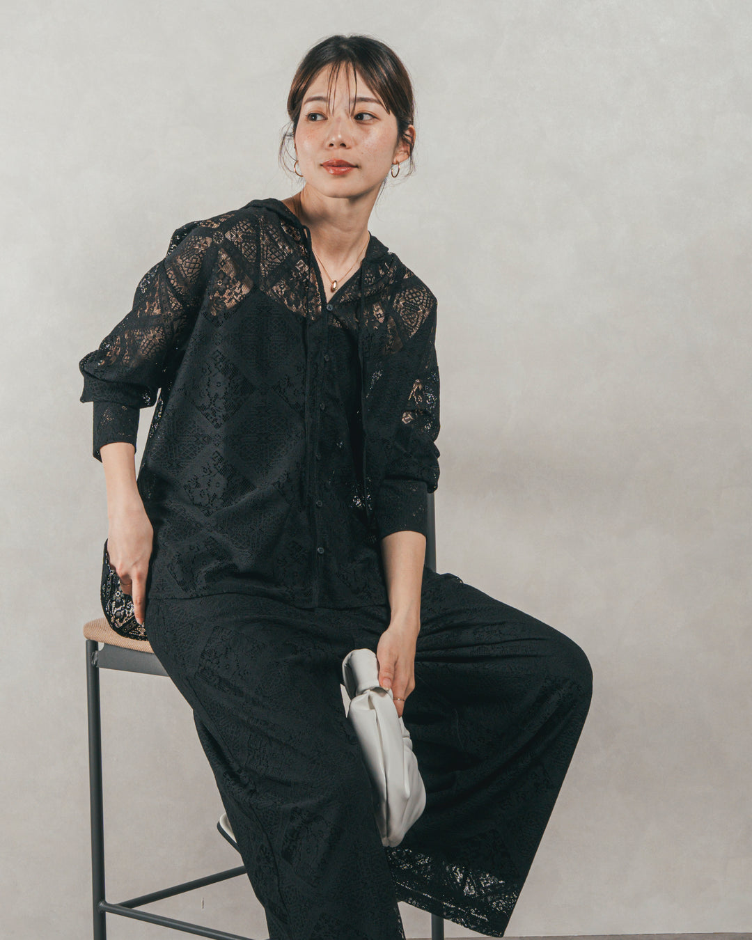 ［SET］Blockレース フーディーブラウス + Blockレース ストレートパンツ（2SET）