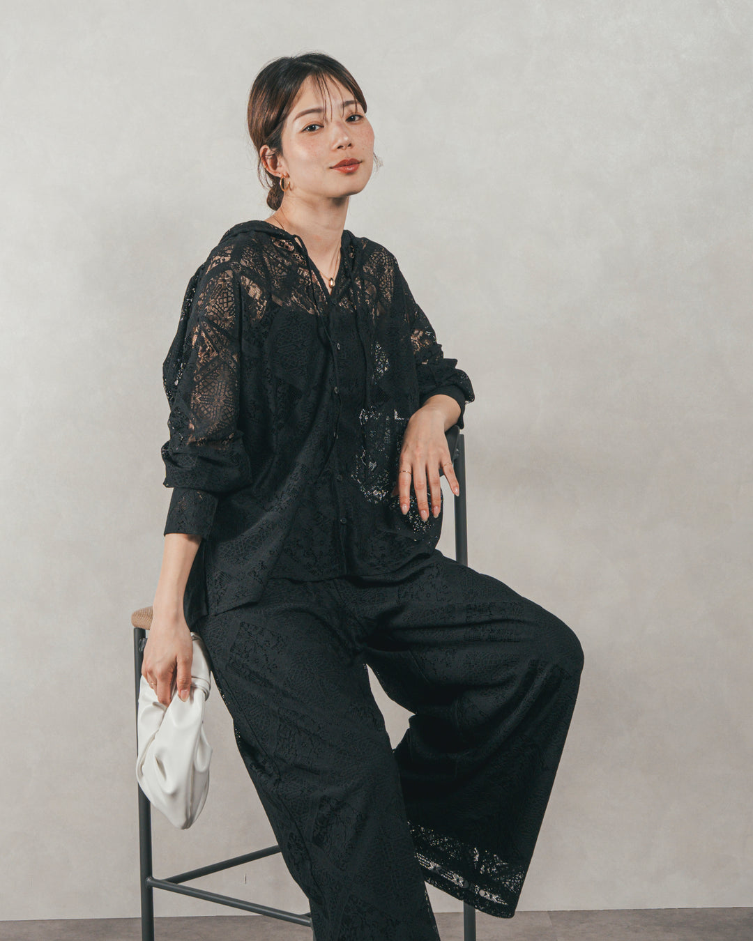 ［SET］Blockレース フーディーブラウス + Blockレース ストレートパンツ（2SET）