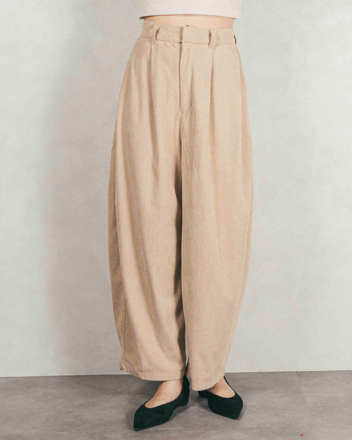 ［SET］Sheerリブヘンリーネックトップス+サイドタックコクーンコーデュロイパンツ（2SET）