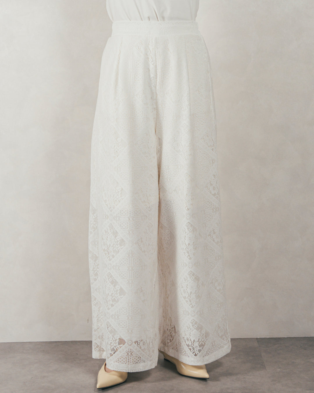 Blockレース　ストレートパンツ