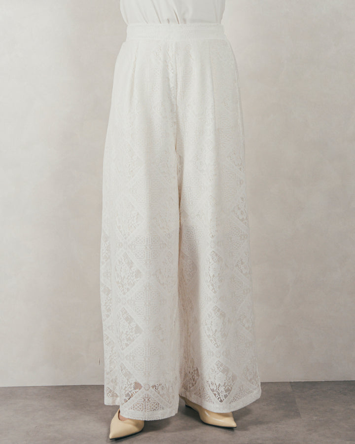 Blockレース　ストレートパンツ