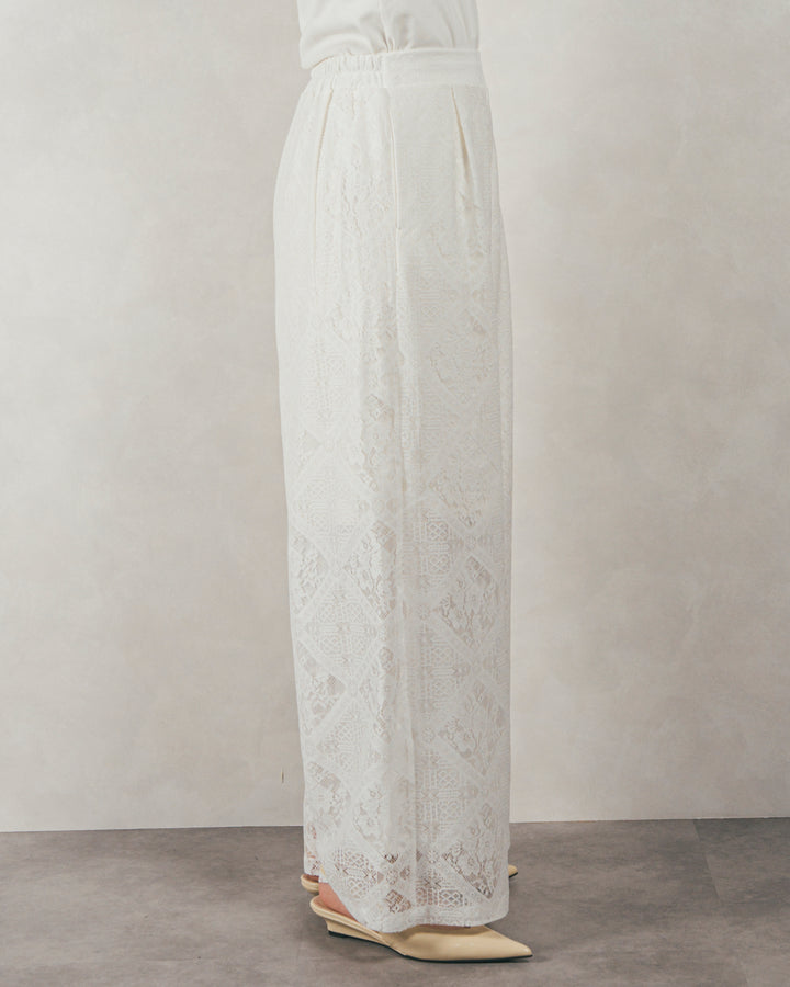 Blockレース　ストレートパンツ