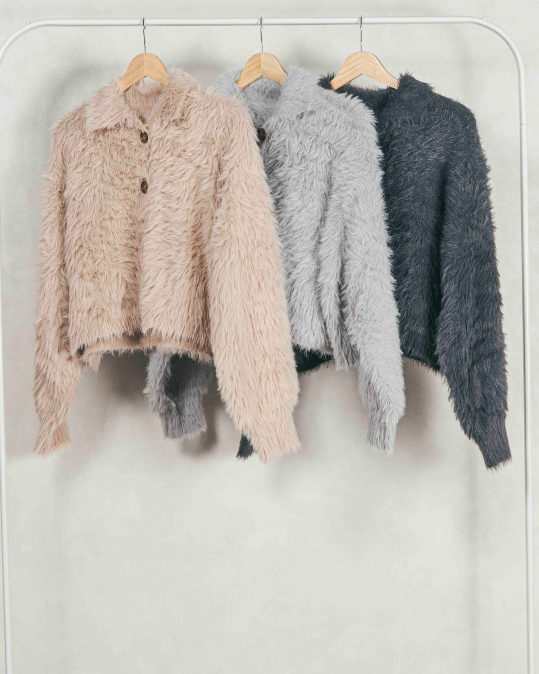 ［SET］フェザーヤーン 衿付きカーディガン+センターシーム リラックスワイドデニム（2SET）