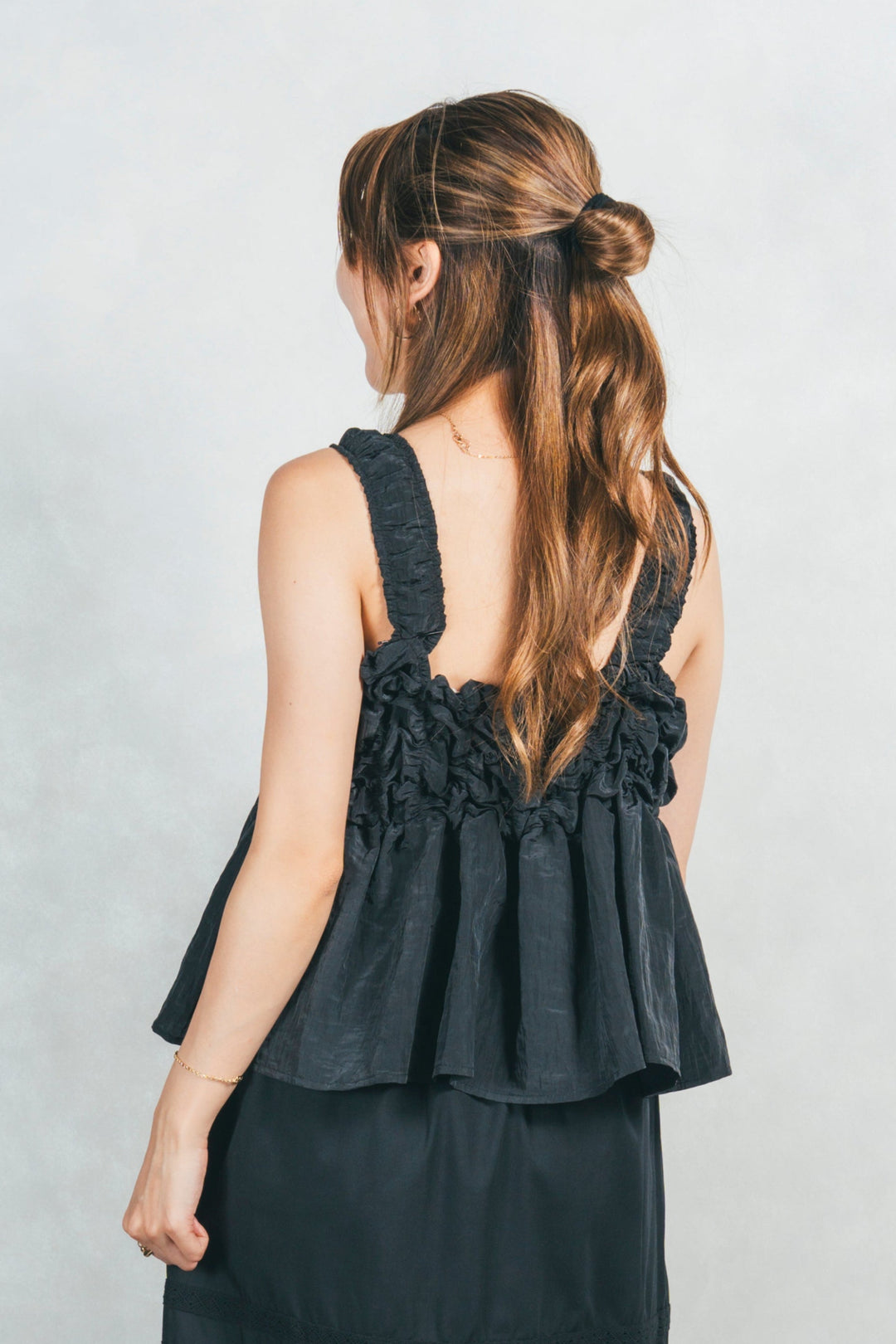ワッシャータフタシャーリングキャミ (BLACK)