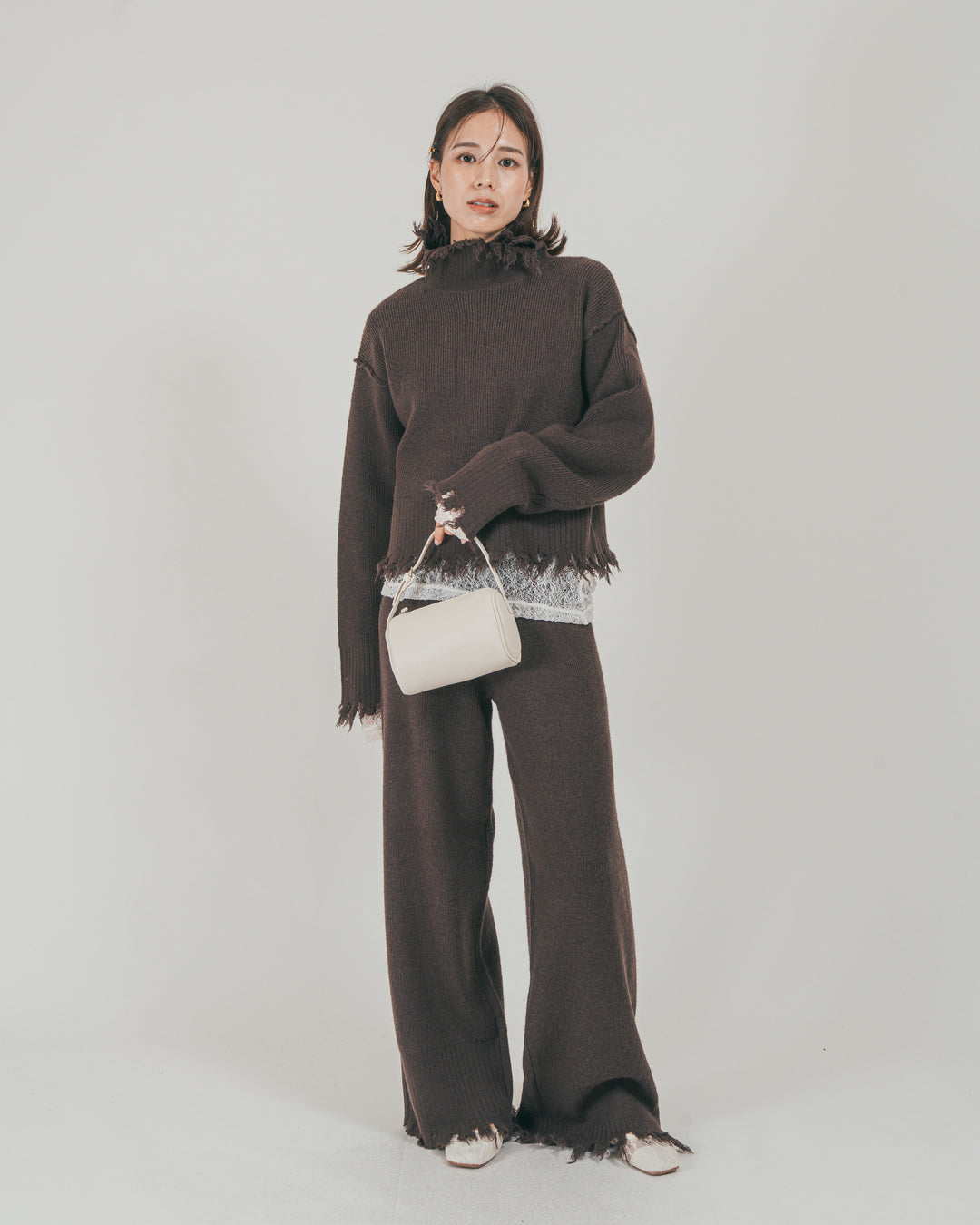 ［SET］Nuance Hem ハイネックニット + Nuance Hem ルーズニットパンツ + ストレッチレースシアートップス（3SET）