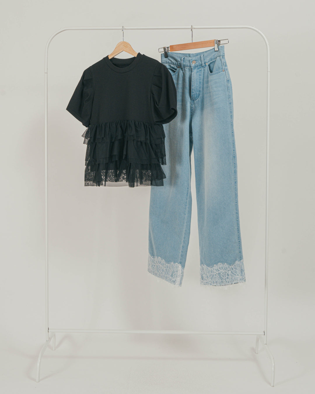 ［SET］チュールフリル ペプラムTシャツ + 接触冷感 10oz裾レースデニム（2SET）