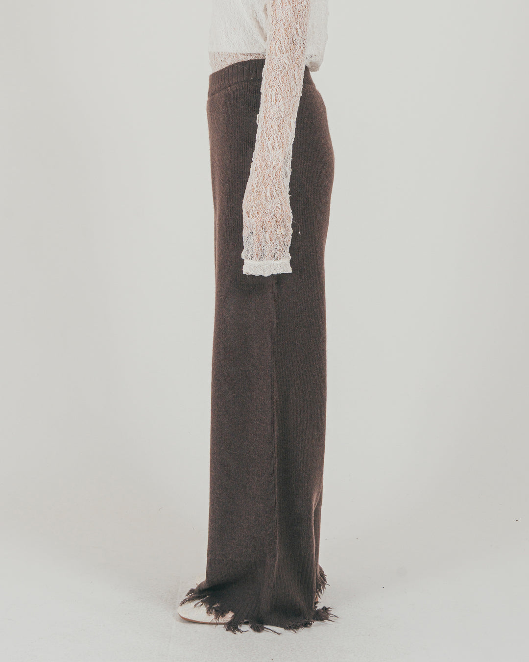 ［SET］Nuance Hem ハイネックニット + Nuance Hem ルーズニットパンツ + ストレッチレースシアートップス（3SET）