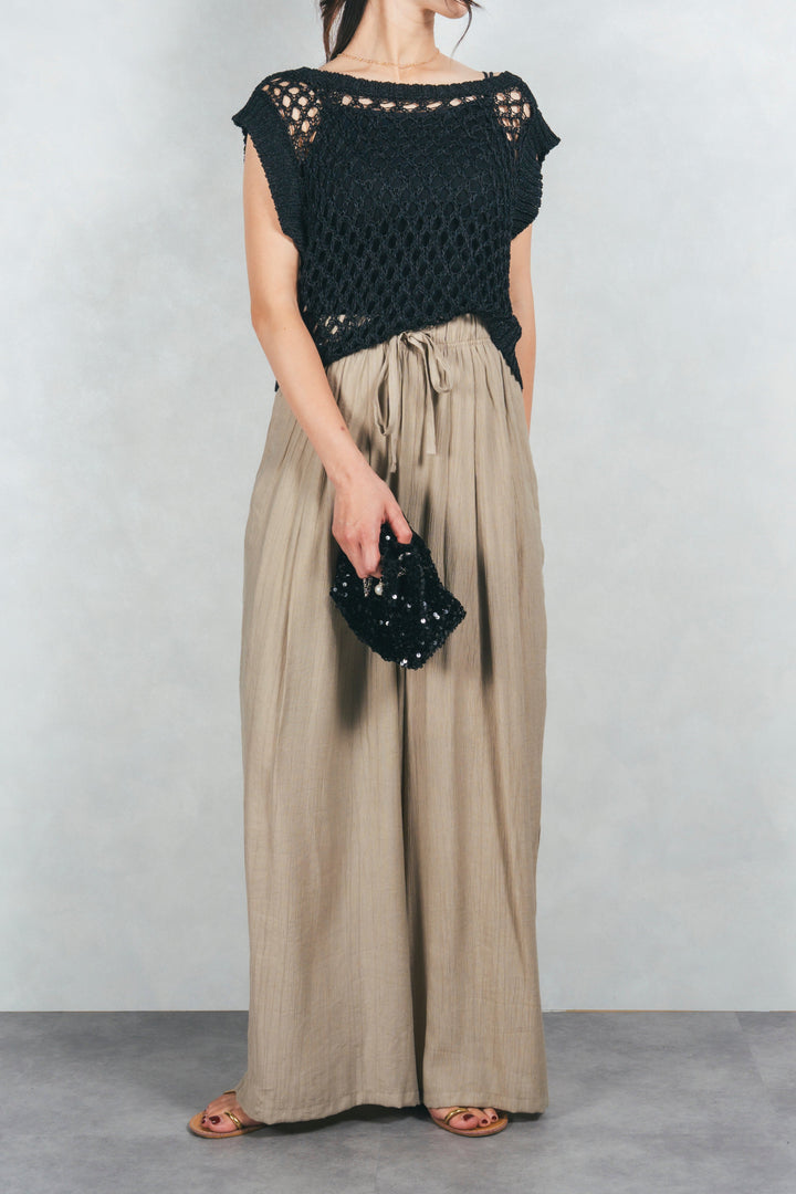2-Way Uネックメッシュニットベスト (BLACK)