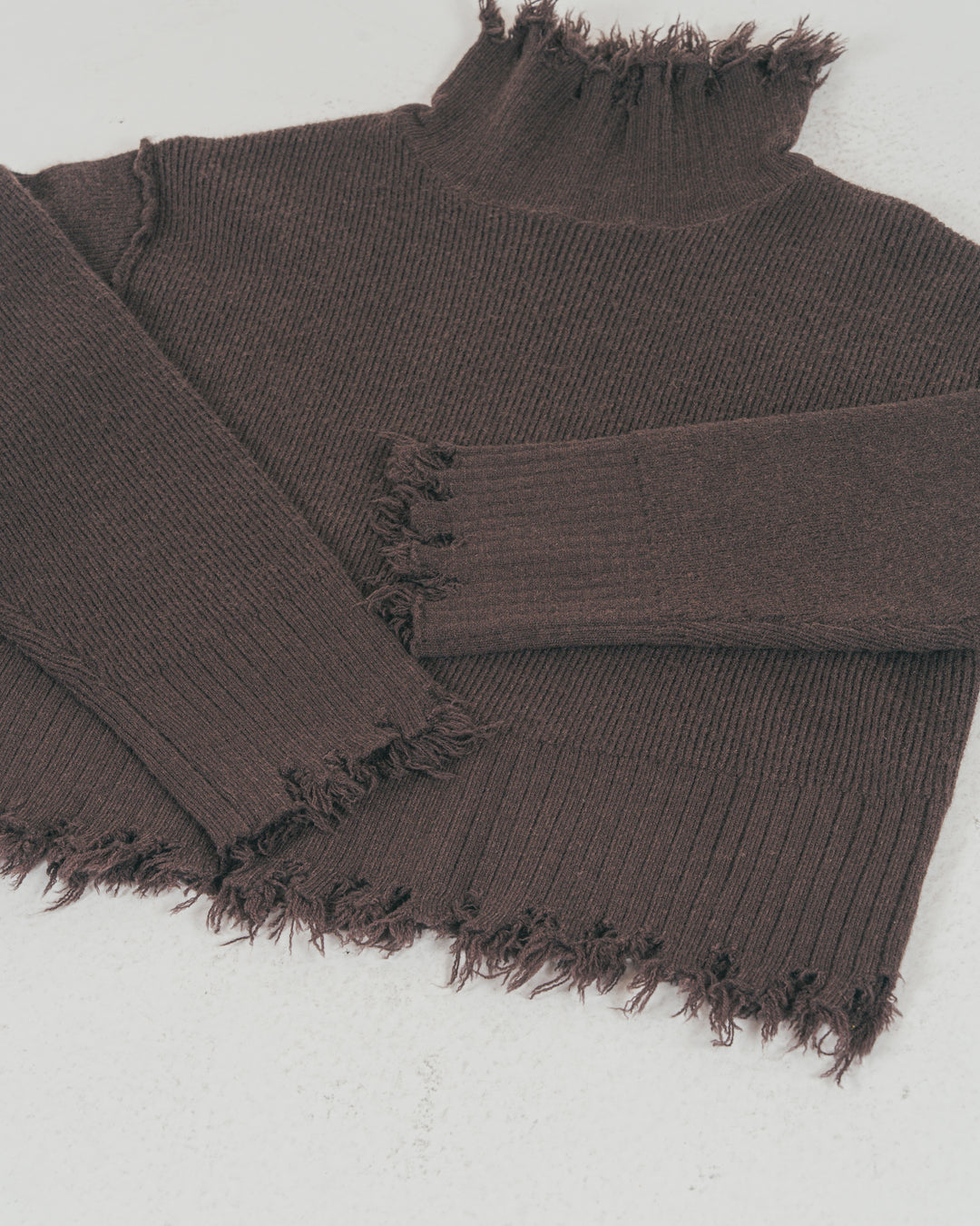 Nuance Hem ハイネックニット