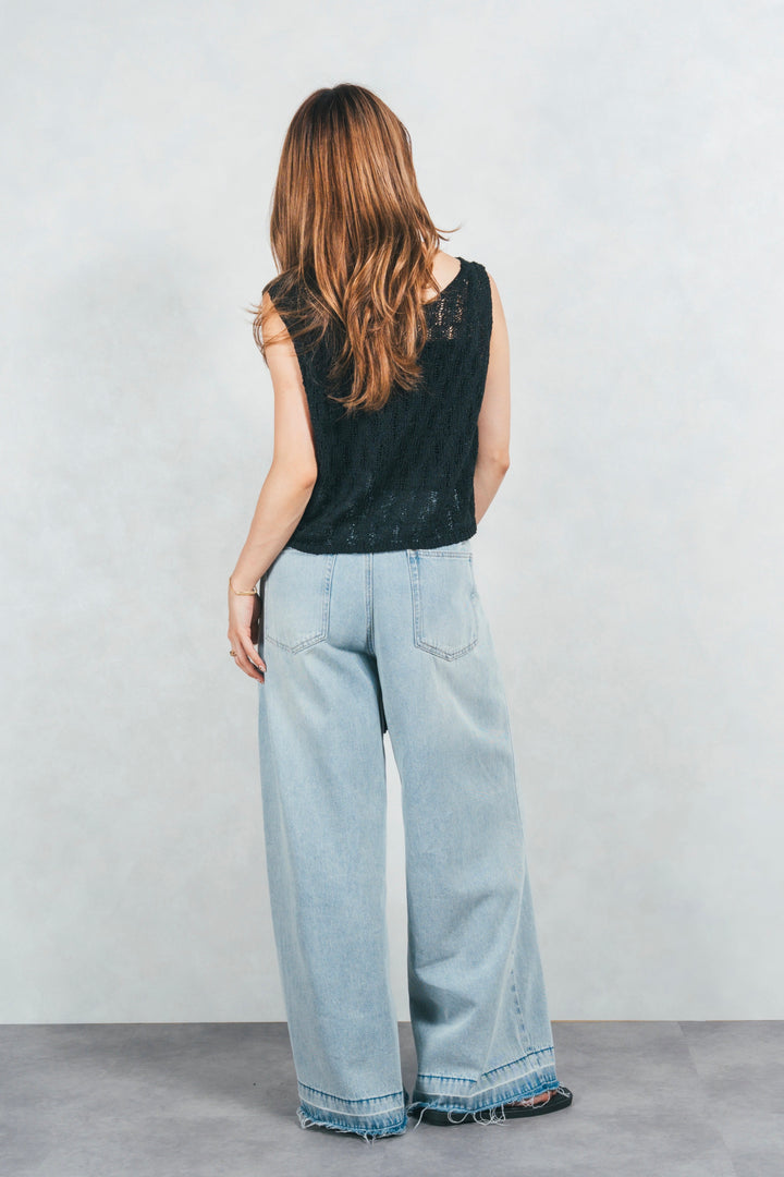 透かし編みクロップドニットベスト (BLACK)