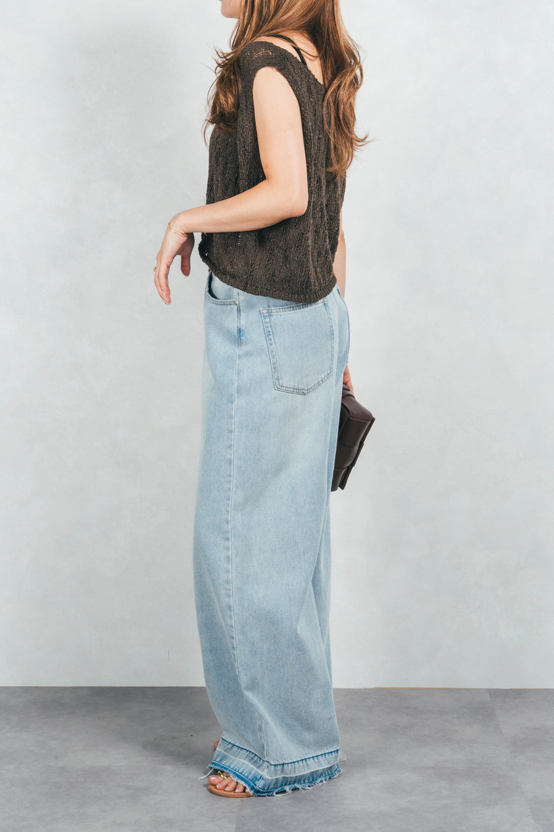 透かし編みクロップドニットベスト (BROWN)