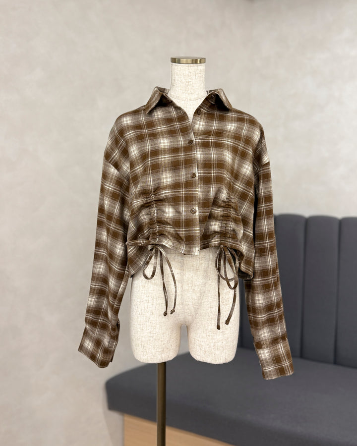 【※サンプル品】裾ドロストクロップドチェックシャツ (CINNAMON)