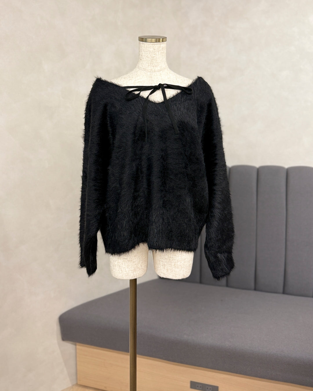 【※サンプル品】2-Way オフショルフェザーニット (BLACK)