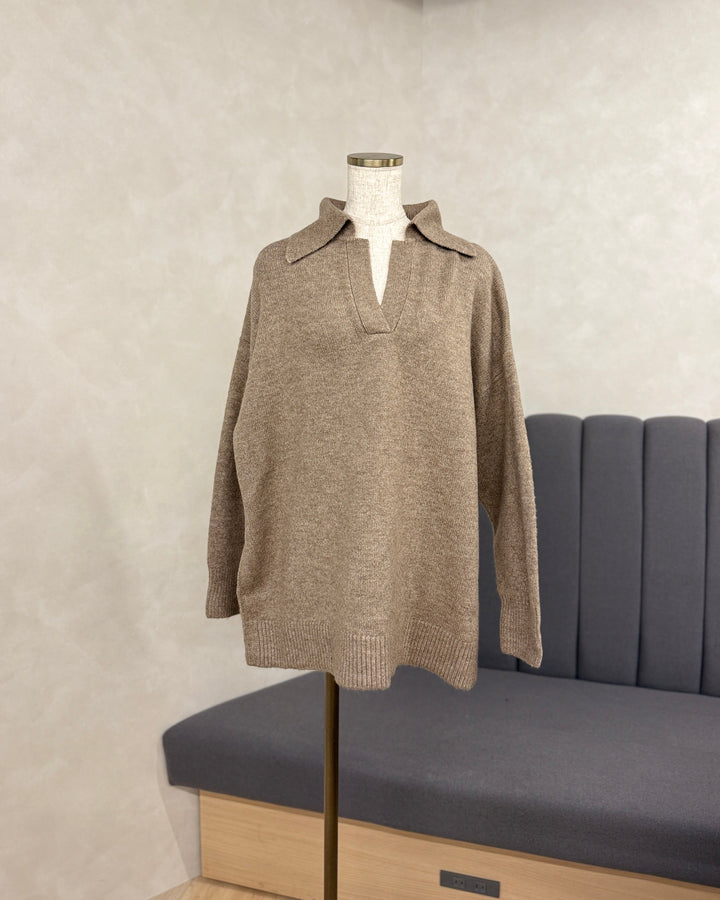 【※サンプル品】サイドスリット襟付きスキッパーニット（GREIGE)