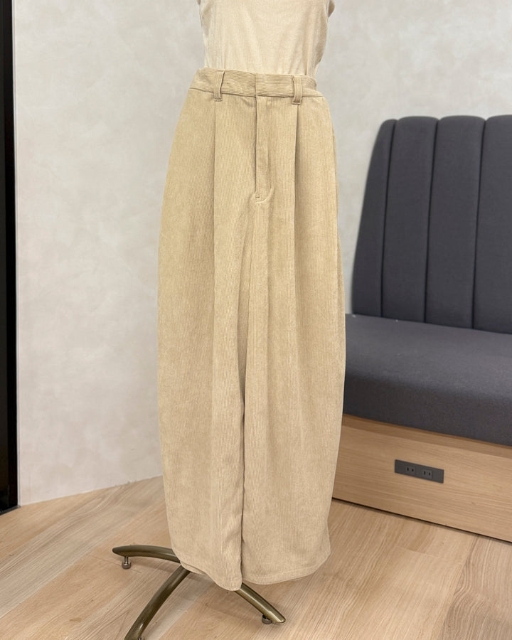 【※サンプル品】サイドタックコクーンコーデュロイパンツ（BEIGE）
